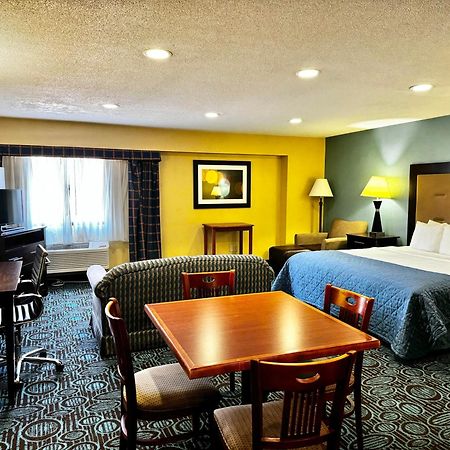 Regency Inn & Suites New London Mystic Eksteriør bilde