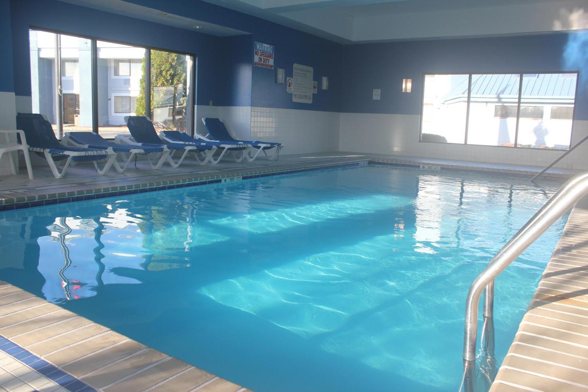 Regency Inn & Suites New London Mystic Eksteriør bilde